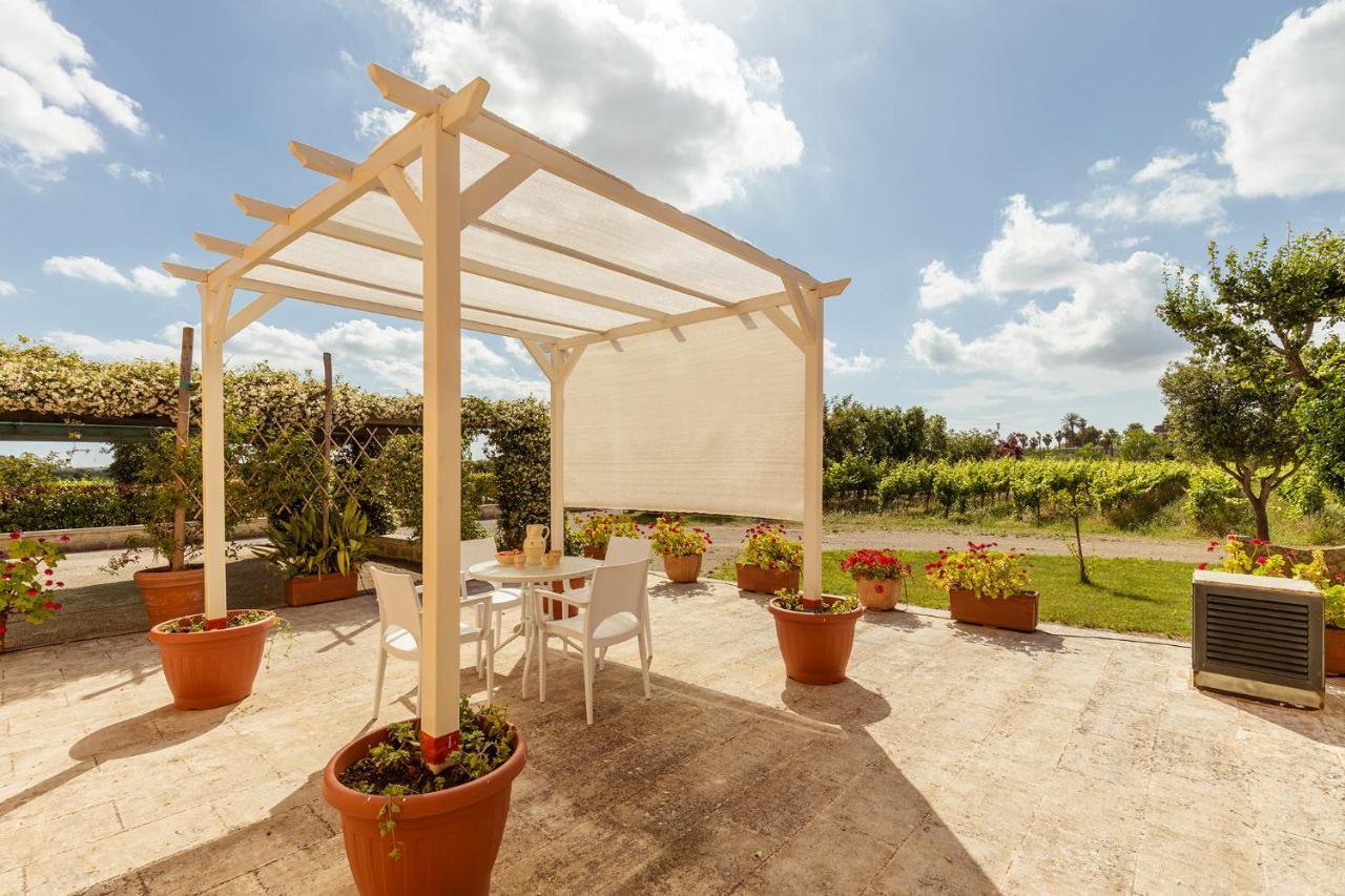 Tenuta Giardini Nuovi Novoli Bagian luar foto